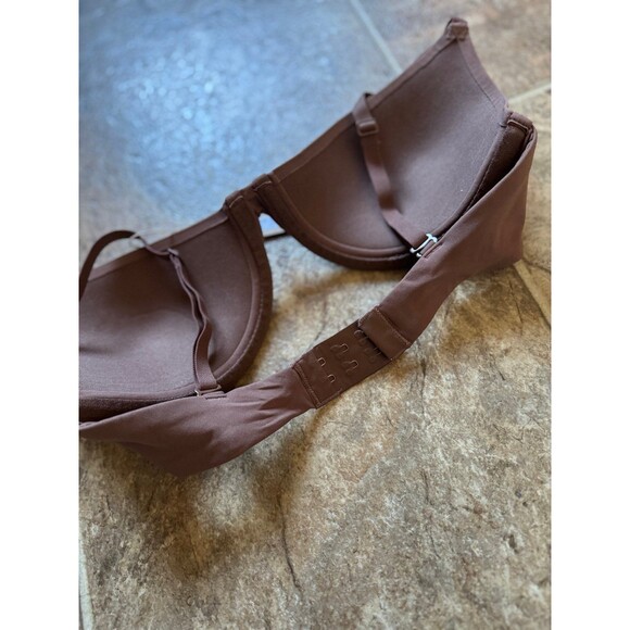 Skims Fits Everybody Scoop Plunge Bra Jasper 32D - Picture 9 of 10